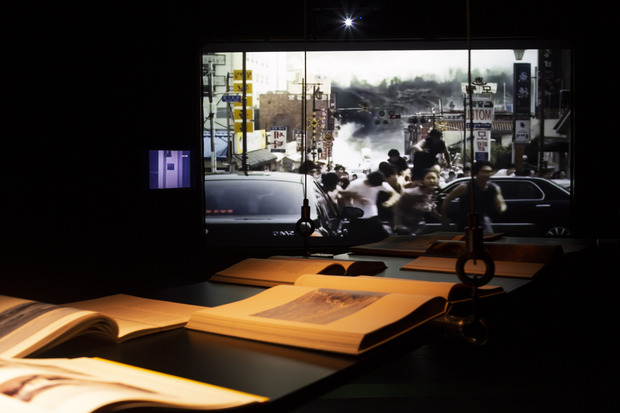 Bild:  Tide: Ausstellungsansicht