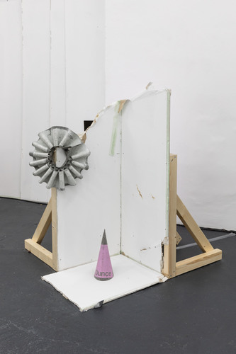 Bild:  A Staged Performance_41